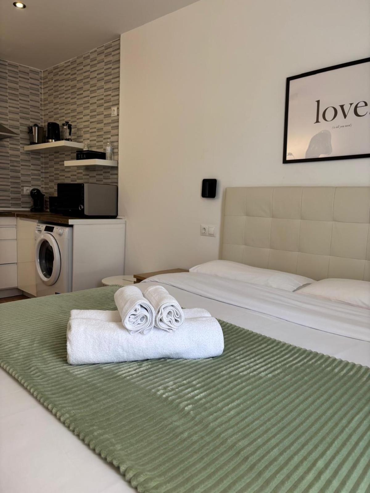 Luxury Estudio Malaga Centro Luaran gambar